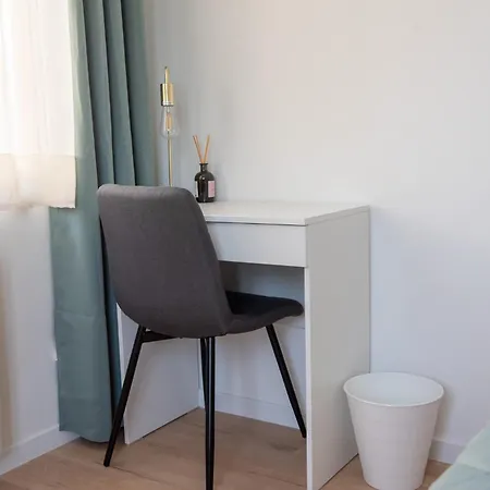 La Petite Longere D'amiens - F2 Appartement